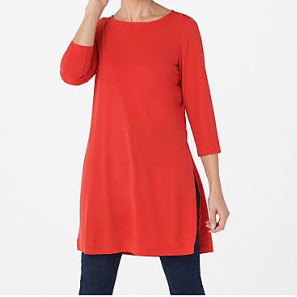 Susan Graver Tops - Susan Graver petite Liqiud Knit tunic with side slits